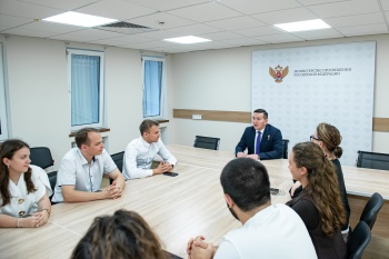 Первые «Атомные уроки» прошли для школьников Мурманской области