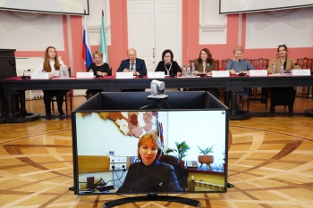 Около 2,4 тысячи консультаций провели специалисты линии «Школа доверия»
