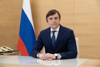 Пять школьников представят Россию на 56-й Международной олимпиаде по физике в Колумбии