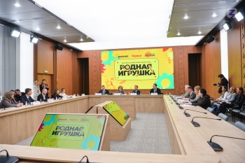 В Туле открыли выставку «Страницы истории российской системы образования»